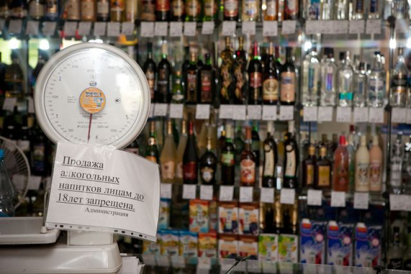 Со скольки лет в России продают алкоголь: разрешающий закон